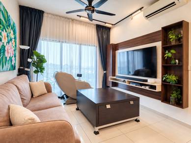 Fully Renovated 2 Rooms Apartment in Habitus Denai Alam For Sale.