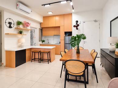 Fully Renovated 2 Rooms Apartment in Habitus Denai Alam For Sale.