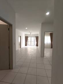 Four bedrooms apartment. Two rental options