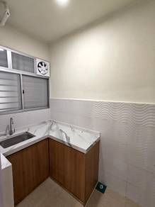Four bedrooms apartment. Two rental options