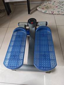 Blue stepper with digital display exercise machine