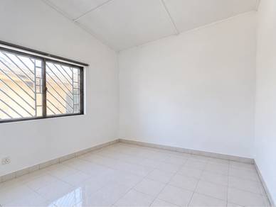 Usj 6, Subang Jaya 2storey terrace house 20x60