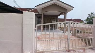 Port dickson tmn desa single storey corner