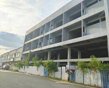 4 Storey Commercial Building at Taman Baru Mergong Alor Setar For Sale
