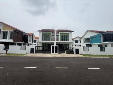 Dato Onn | Brand New Semi D House
