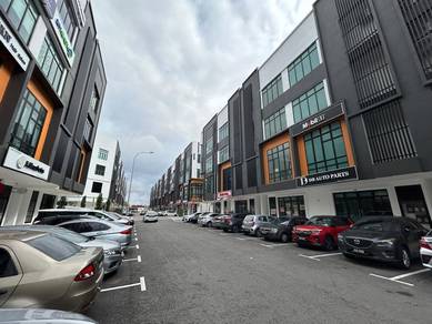 Ground Floor shoplot for rent @ Pelangi Avenue, Taman Pelangi