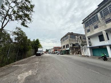 MURAH Corner‼️4 storey Shop Bandar Country Home Rawang