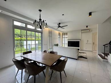 Eco Spring Corner Unblock Unit｜Mount Austin｜Eco Summer