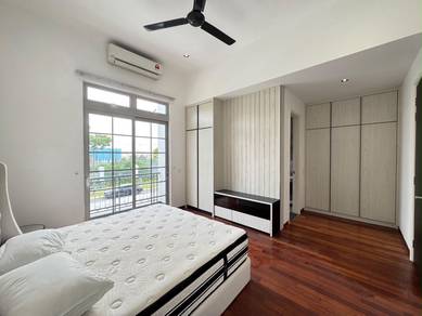 Eco Spring Corner Unblock Unit｜Mount Austin｜Eco Summer