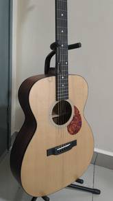 Eastman E1-OM Acoustic Guitar 