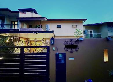 For SALE – Beautifully Renovated 2-STOREY SEMI-D House