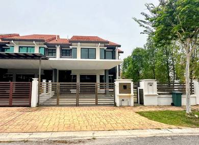 ENDLOT With Extra Land Superlink Setia Alam Sari Bangi