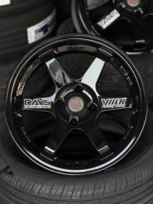 TE37 Gloss Black