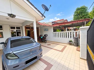Rumah 1-tingkat Good condition @ Jalan Dedaru, Taman Megah Ria Masai