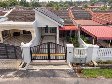 Rumah 1-tingkat Good condition @ Jalan Dedaru, Taman Megah Ria Masai