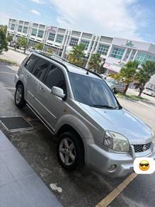 Nissan X-TRAIL 2.5 LUXURY T30 (A)