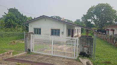 Cheapest Bungalow in Town_ Same Row With Carmelite Monastery_New Fence
