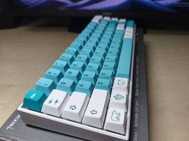 Tecware B68 65% Wireless Keyboard + Keysium Keycap