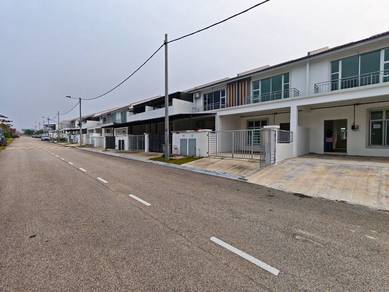 (Open Facing) Double Storey Tmn Jasin Mutiara, Melaka