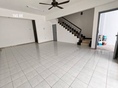 FOR RENT Bukit Tinggi 1 Klang Double Storey Terrace House gated guarde