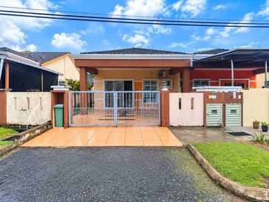 Seremban💥Taman Warisan Puteri, FREEHOLD+RENOVATED+4 ROOMS+NICE UNIT