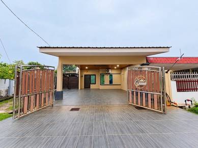 Taman pknk end lot ada pool