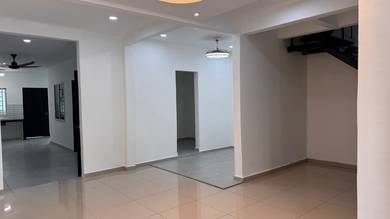 Fully Renovated Facing Open Taman Kemboja 5 Bukit Sentosa for Sale
