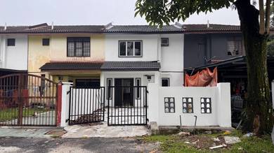 Fully Renovated Facing Open Taman Kemboja 5 Bukit Sentosa for Sale