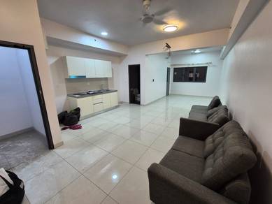 Edu Sentral studio Partially furnished for rent