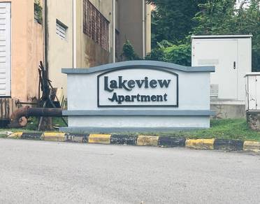 Lakeview Apartments