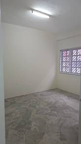 Taman Daya Shop Apartment For Rent / Rumah Sewa