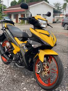 Y15 kuning