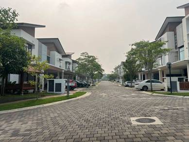 Sunway Eastwood Equine Park Semi-D Corner