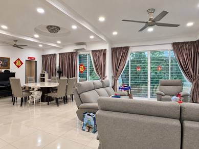 Villa Avenue, Bandar Putra Permai, Seri Kembangan – Bungalow For Sale