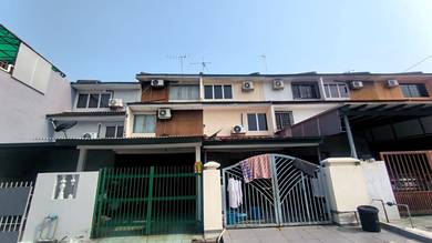 3-storey-Terraced-House-for-rent-Cheras-Kuala-Lumpur