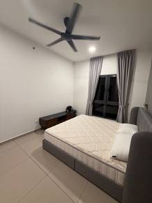 MASTER ROOM- D’VERVAIN📍DAMANSARA PERDANA ✨ Mixed gender &Female UNIT