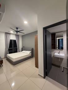 MASTER ROOM- D’VERVAIN📍DAMANSARA PERDANA ✨ Mixed gender &Female UNIT