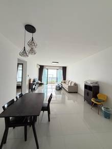 STARVIEW BAY 3 BED SEAVIEW CORNER UNIT FULLY FURNISHED near TUAS
