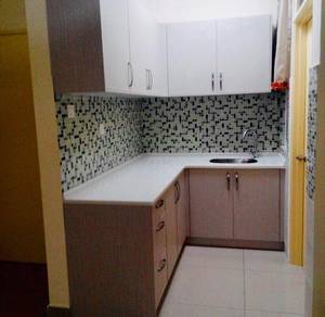 Metropolitan Square Condo Vacant Unit Move in Condition !!