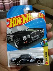 Hot wheels jaguar