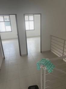 Taman Pulai Mutiara, 2 Storey Terrace, 18x65, 4 bed 3 bath