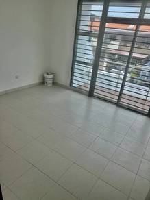 Taman Pulai Mutiara, 2 Storey Terrace, 18x65, 4 bed 3 bath