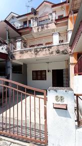 2.5-storey-Terraced-House-for-rent-Ipoh-Perak