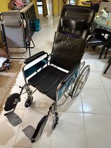 Reclining Wheelchair with Commode Function