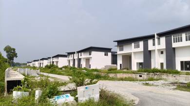 Booming industrial area, nearby many amenities