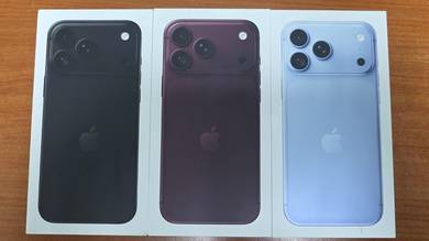 Brand New IPhone 18 Pro Max 256GB Glacier color