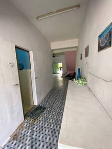 RUMAH END LOT 2 TINGKAT — BOLEH Nego!