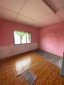 RUMAH END LOT 2 TINGKAT — BOLEH Nego!