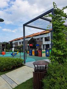 Rumah Teres 2 Tingkat, Setia Warisan Tropika, Sepang
