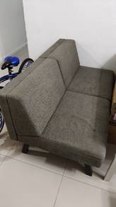2 seater sofa (rigid)